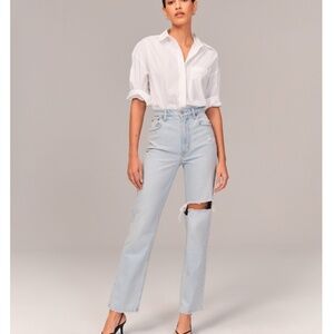 Abercrombie & Fitch • 90s Straight Ultra High Rise Jean Size 25/0
